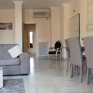 Apartment Tritone, Rome